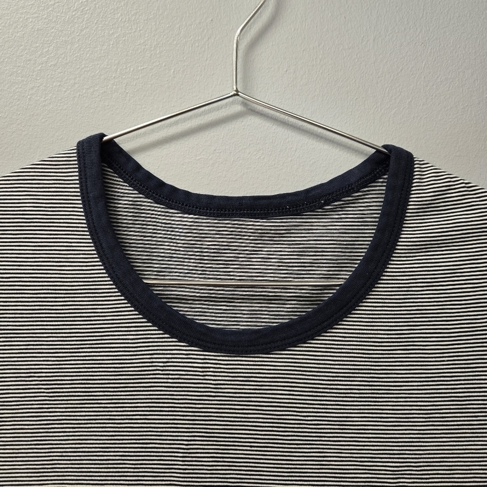 Lululemon 5 Year Basic Tee Delta Stripe Black White - Picture 3 of 6
